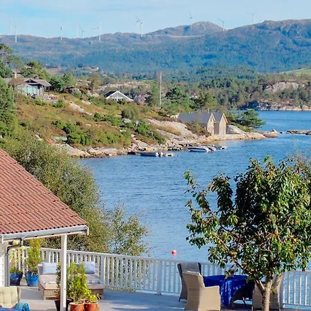 Awesome In With House Sea View *